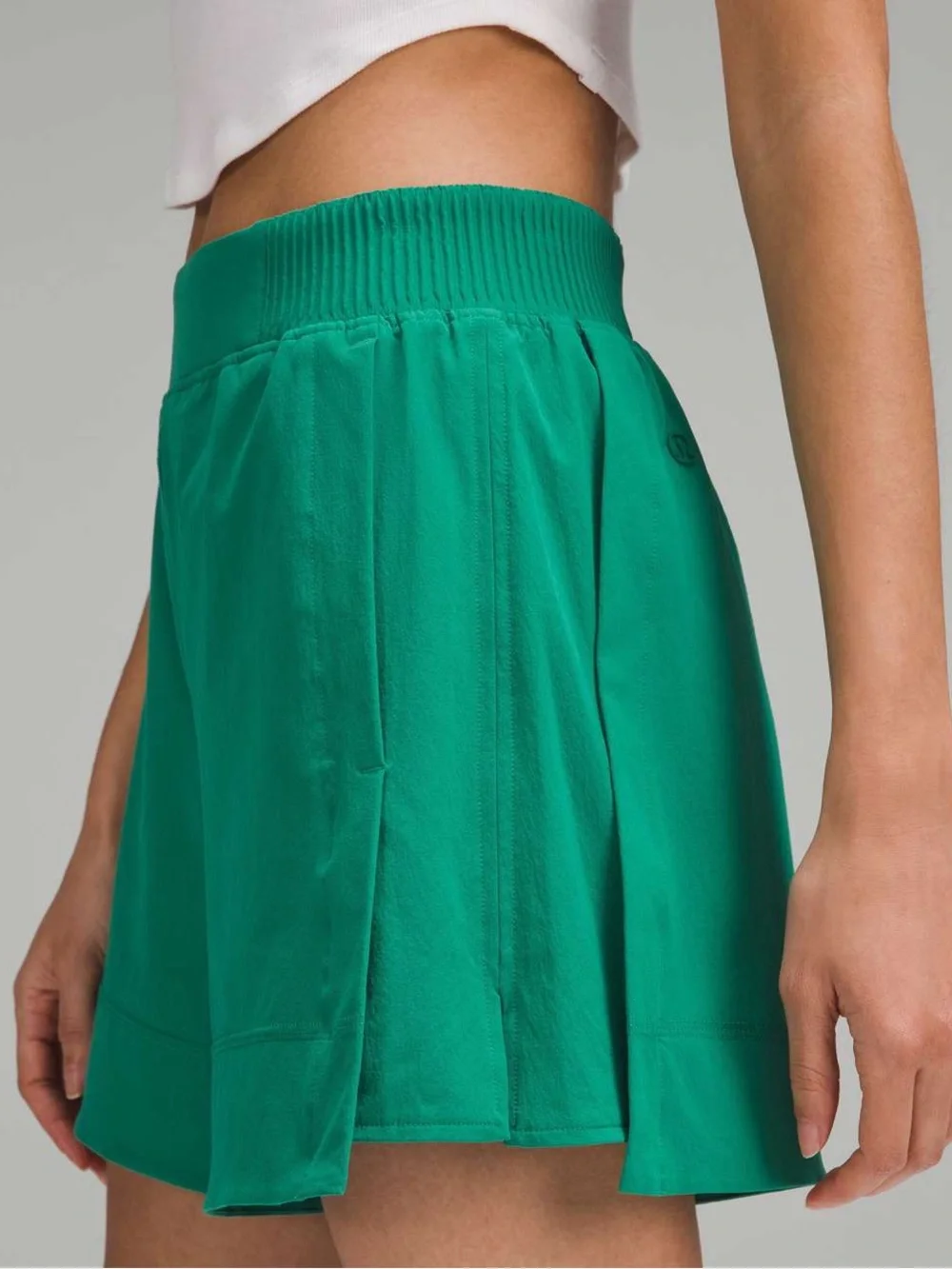 Lululemon Stretch Woven Relaxed-Fit High-Rise Short 4
